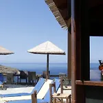 Blue Bay Village Lägenhetshotell 4*