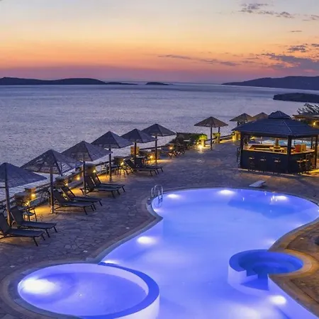 Blue Bay Village Апарт-отель