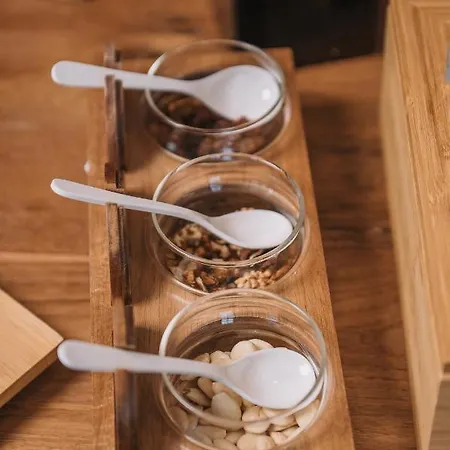 Blue Bay Village Батси