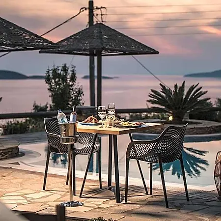 Blue Bay Village