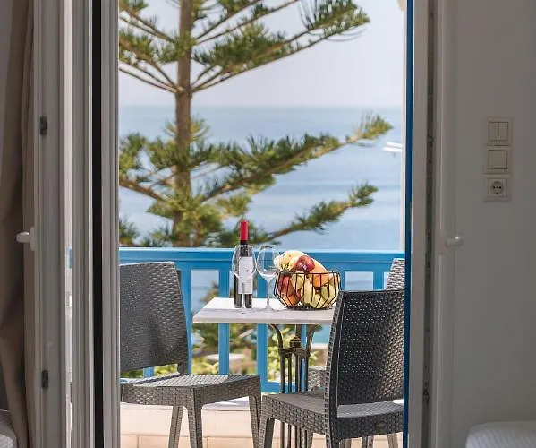 Lägenhetshotell Blue Bay Village 4*